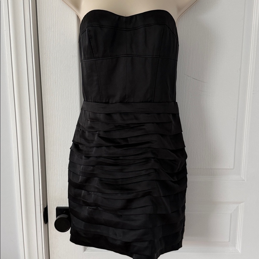 Express Chic Black Strapless Dress